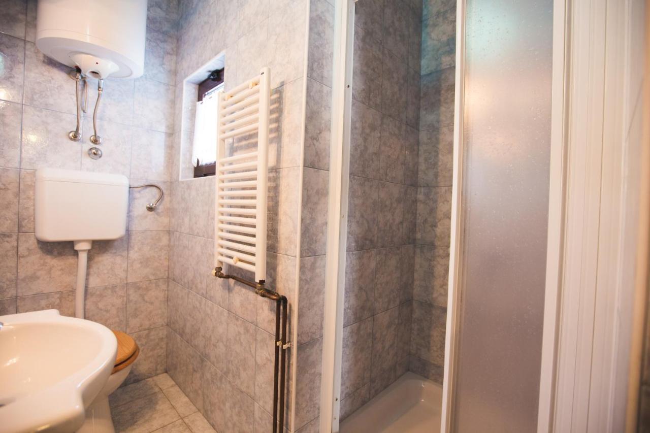 Apartmani Nada & Darko, Kampor, Rab, Hrvatska Extérieur photo