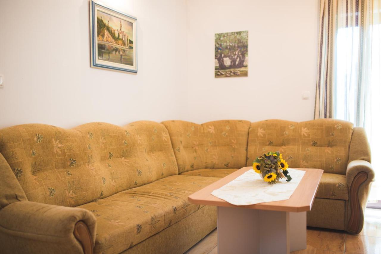 Apartmani Nada & Darko, Kampor, Rab, Hrvatska Extérieur photo
