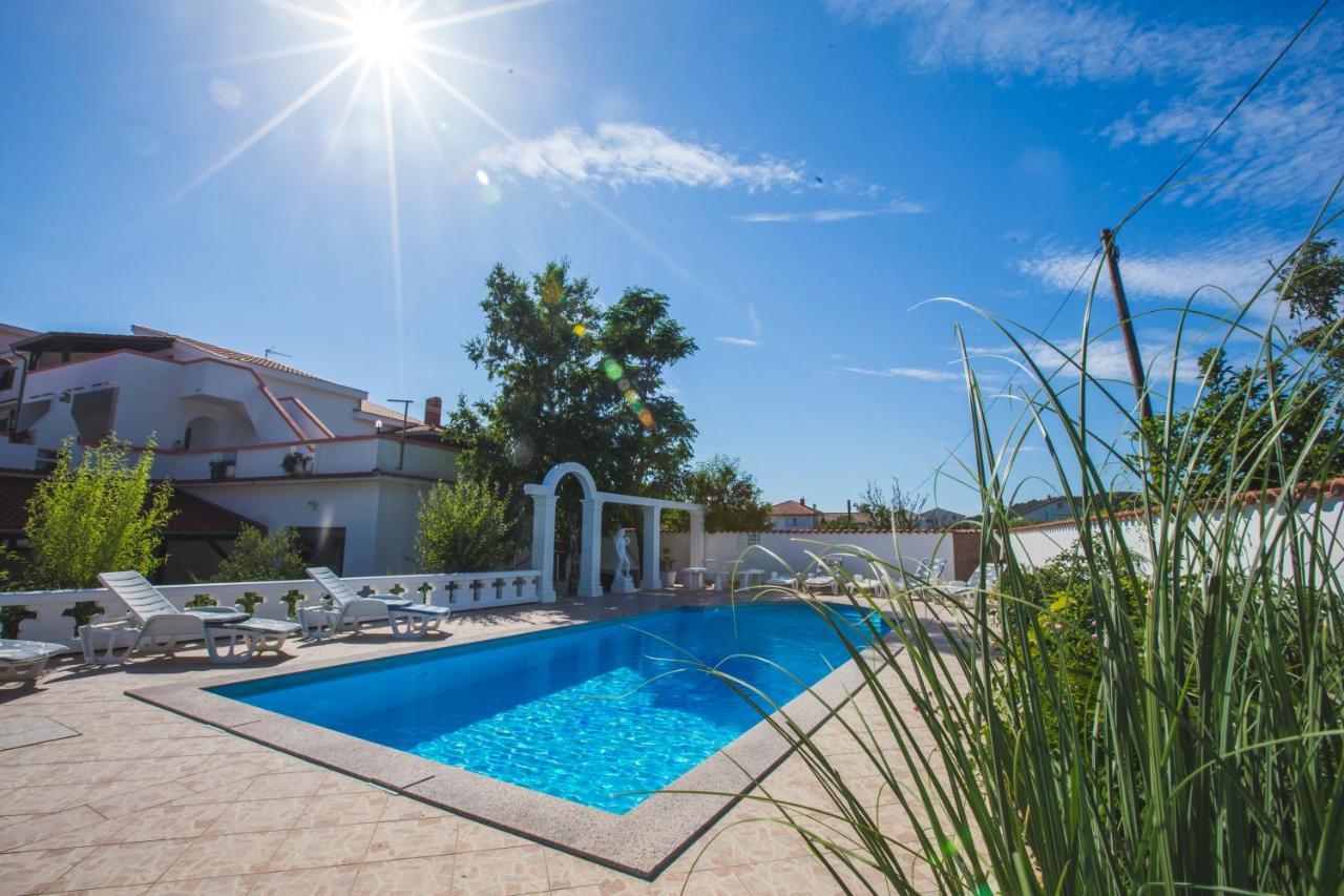 Apartmani Nada & Darko, Kampor, Rab, Hrvatska Extérieur photo